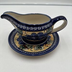 Blue Rose Polish Pottery Grapes Gravy Boat W Under Plate 7.5”